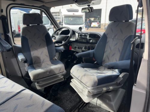 Westfalia Nugget Hubdach 4 Pers. K&uuml;hlschrank Anh&auml;ngerkupplung Komplett ausgestattet. Foto: 9