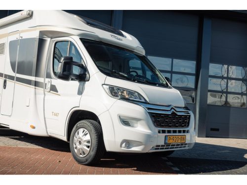 Carado T447 with lift bed photo: 3