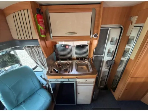 Chausson Flash 02 NL Wohnmobil ( NAP ) Foto: 9
