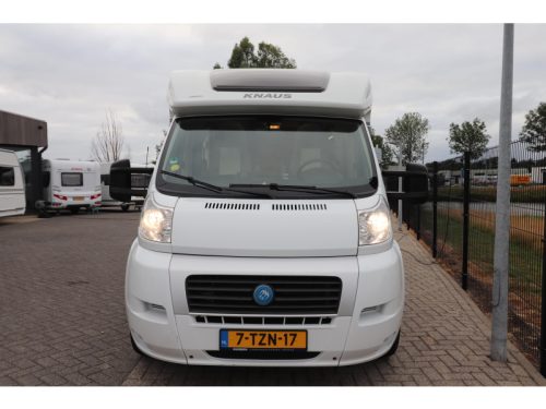 Knaus Sky Wave 700 MEG 4-Berths/Single beds photo: 5