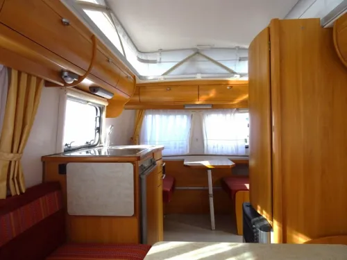 Eriba Touring 410 GT sehr sch&ouml;ne Ausf&uuml;hrung Foto: 2