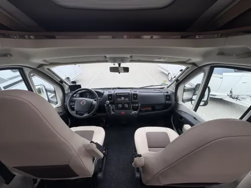 Adria Coral Plus S 670 SL Fahrgestelltr&auml;ger / Bearlock Foto: 6
