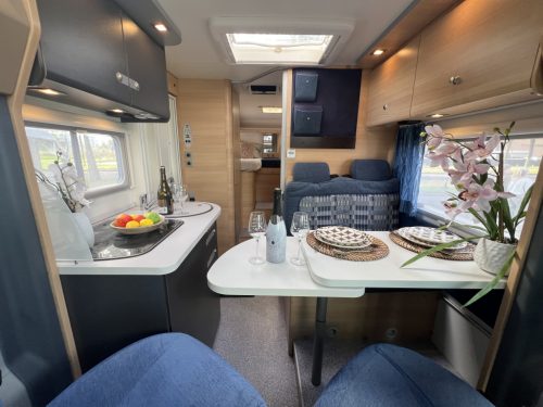 Knaus Van TI 600 EINZELBETTEN KLIMAANLAGE + DACHKLIMAANLAGE SONNENKOLLEKTOR Foto: 14