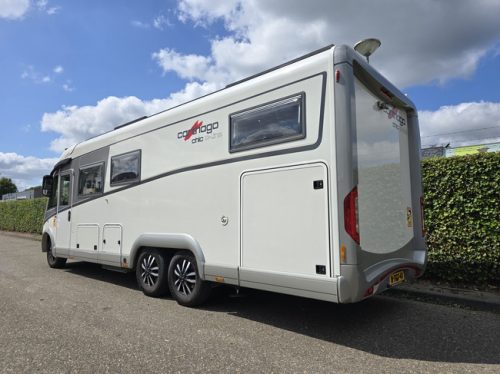 Carthago CHIC C-LINE I XL 5.5 LE 3.0 177 HP FULL OPTIONS !! SINGLE BEDS PULL-DOWN BED LEVEL SYSTEM 4 SOLAR PANELS 2x 200AH LITHIUM BATTERIES TV photo: 2
