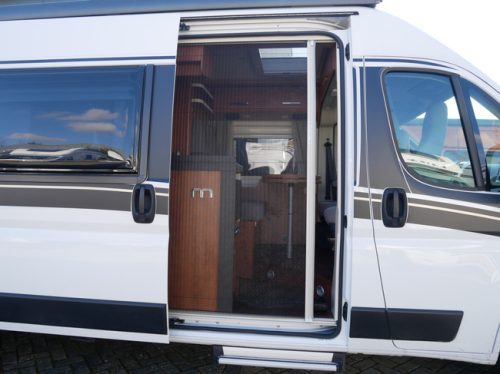Carthago Malibu Van 600, 6 Meter Kastenwagen, Gro&szlig;es Bett!! Foto: 21