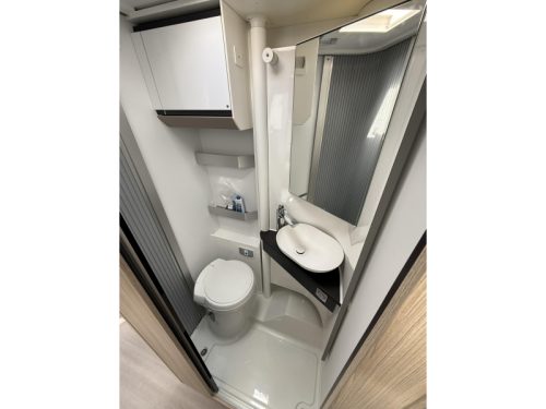Adria Compact Supreme DL Face-to-face - Automaat foto: 20