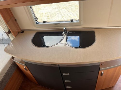 Hobby De Luxe 440 SF Transverse bed 210CM MOV AWNING  photo: 4