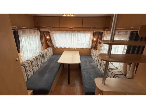 Caravelair Ambiance Style 372 cocina grupo de asientos aseo foto: 2