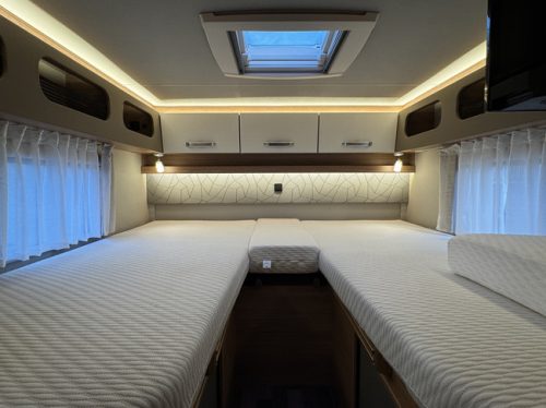 Weinsberg CaraCompact Pepper Edition 600 MEG 140 hp Euro 6 Fiat Ducato 8 **Single beds/Bike rack/Lithium/Inverter/2x Smart TV/Navi/C photo: 17