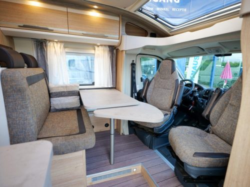 Knaus Sky TI 650 MEG L&Auml;NGSBETTEN XXL GARAGE! Foto: 1