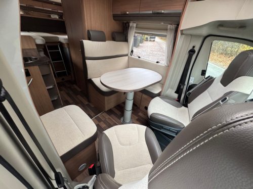 Knaus R16 Knaus Sky TI Silver Selection 700 MEG Airco AUT 31dkm photo: 15