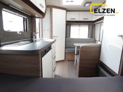 Knaus Sport Silver Selection 400 QD Mover, awning, bike rack. photo: 11