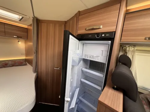 Weinsberg CaraLoft 600 MF 1st Owner NL | Ready for holiday photo: 15