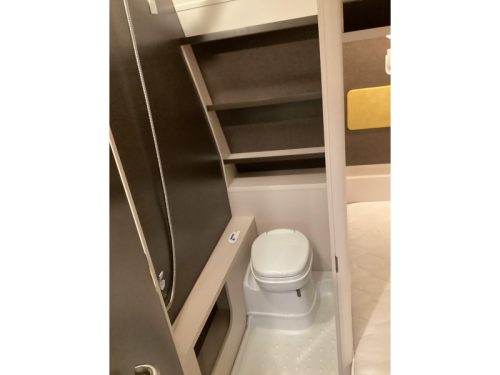 Dethleffs C'Go 495 FR mover/ ATC/omnistor photo: 7