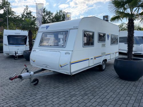 Knaus Vimara 450 mit Markise! Foto: 4