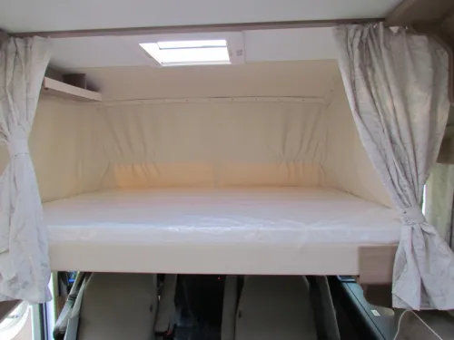 Malibu I 430 LE Cama abatible / Cama elevable Autom&aacute;tica foto: 5
