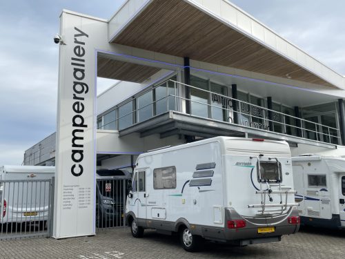Hymer B544 CAMA ELEVABLE PANEL SOLAR AIRE ACONDICIONADO DE MOTOR CONTROL DE CRUCERO foto: 15