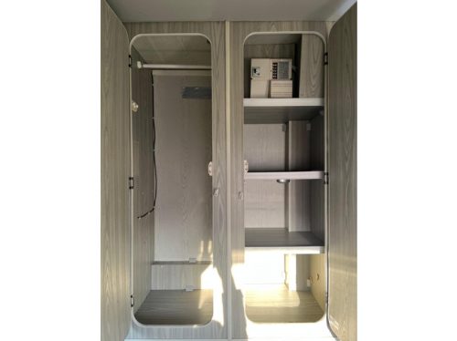 Fiat Ducato 14 2.5 Gran Volume | Goofy | NIEUWE APK | Trekhaak | 7 Persoons | Kachel | Koelkast | Alkoofbed | 2x Treinzit | Fietsenrek foto: 18