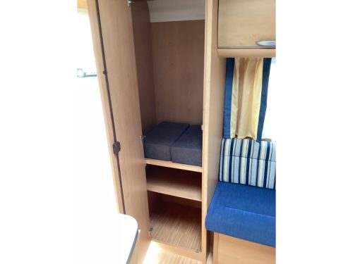 Knaus Sudwind 420 OD Mover/ awning photo: 14