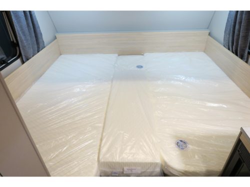 Weinsberg CaraLife 470 EU AIRCO+RANGIERHILFE+KASSETTENMARKISE Foto: 7
