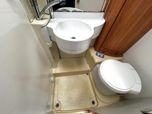 Hymer Exsis 562 Einzelbetten/2009/Klima! Foto: 13