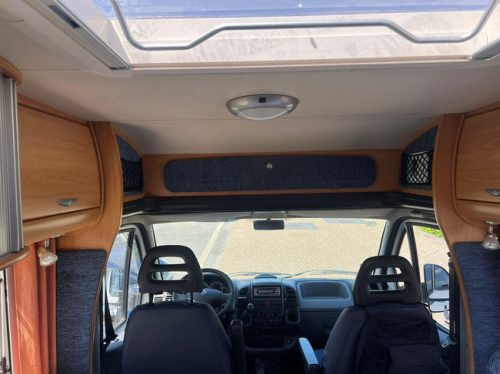 Chausson Fiat Ducato Kastenwagen | Franz&ouml;sisches Bett | Kassettenschattierung | Fahrradtr&auml;ger | Lattenrost | Heizung Foto: 21