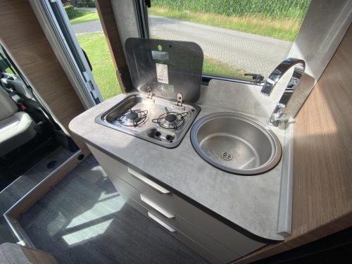 Knaus Vansation Van TI Single Beds photo: 5