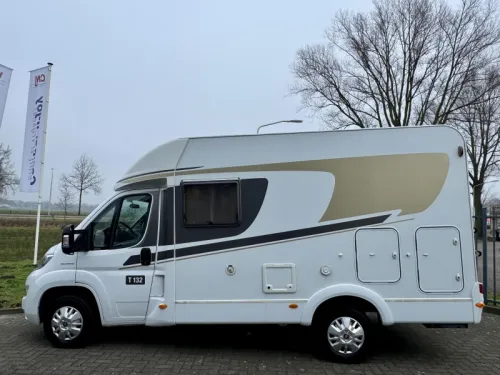 Carado T 132 Hymer group photo: 3