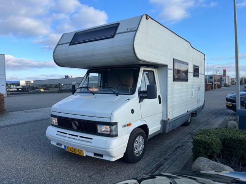 Fiat Ducato 14 2.5 Gran Volume | Goofy | NIEUWE APK | Trekhaak | 7 Persoons | Kachel | Koelkast | Alkoofbed | 2x Treinzit | Fietsenrek foto: 2