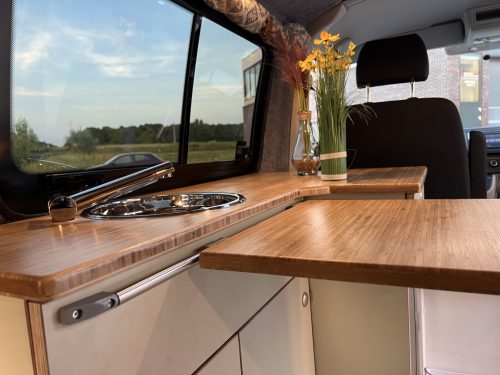 Volkswagen T6 Fourgon am&eacute;nag&eacute; Nouvelle conception photo : 4
