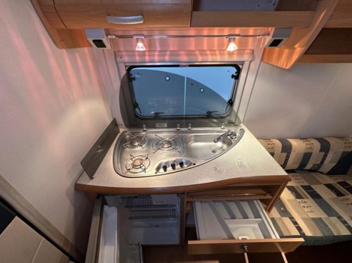 Beyerland Sprinter 390 FB Foto: 8