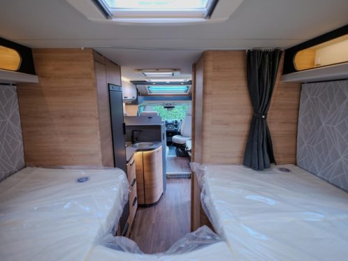 Knaus L!ve Ti Platinum 700 MEG AUTOMAAT L&Auml;NGSBETTEN 2027! Foto: 21