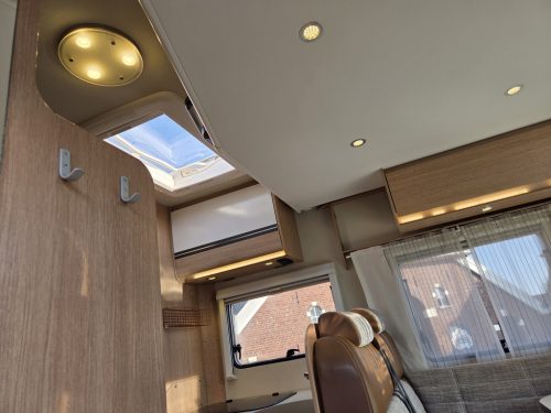Sunlight T69i 2018 Fiat 150 hp Queensbed photo: 26