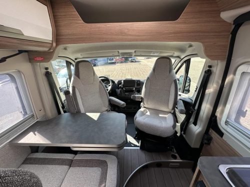 Knaus Boxlife 540 MQ BD90 con cama elevable, panel solar foto: 2
