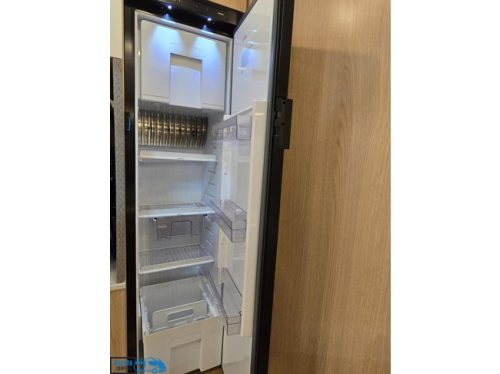 Hymer BMC-I 690 *170hp Automatic* French bed * Fully equipped photo: 15