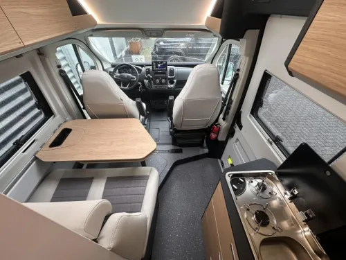 Adria Twin 640 SGX 140PS Automatik Anh&auml;ngerkupplung Foto: 12