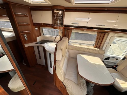 Carthago Chic C-Line I 4.9 SUPERIOR-AUT-LEVEL-AIRCO photo: 9