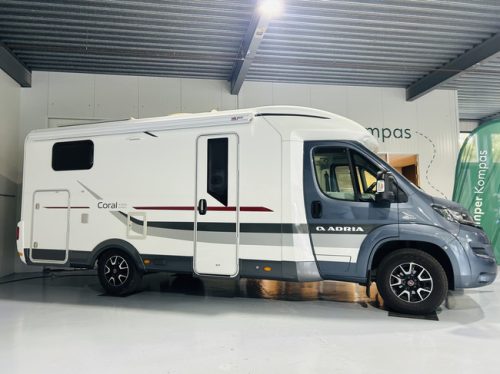 Adria CORAL S 600SL CORAL S600 SL Axess AUTOMAAT Foto: 10
