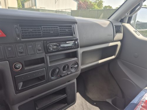 Volkswagen Westfalia T4 Two tone 2.5TDI Westfalia photo: 13