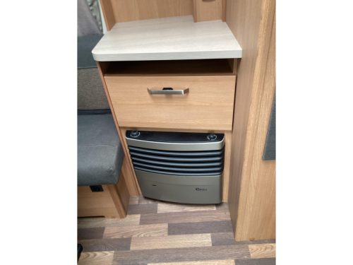 Knaus Sport 460 EU Einzelbetten Foto: 16