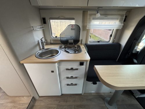 HYMER 2022 Face to Face Queensbett 150 PS Schaltgetriebe T695 S Foto: 6