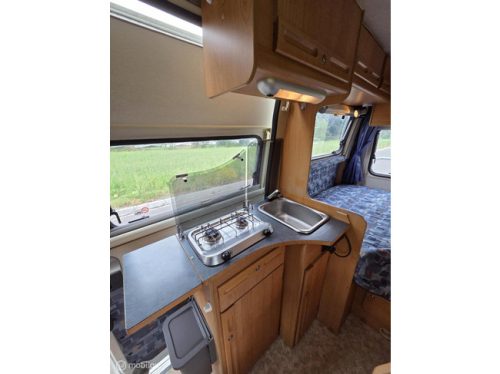 P&ouml;ssl 2Win Van conversion 2004 128hp ☆Fixed bed, Solar, Camera☆ photo: 13