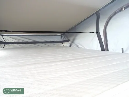 Eriba Touring 642 Aufstelldach super komplett! Foto: 9