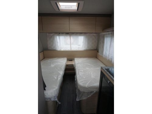 Weinsberg CaraCito 470 EU 1500kg/AIRCO/VLOERVERW. Foto: 9