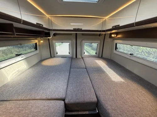 P&ouml;ssl Summit Prime 640 180HP, Van conversion, Busbiker, Lithium photo: 2