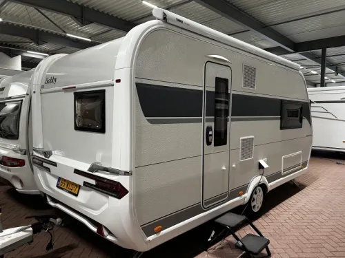 Hobby Excellent 460 SL Met mover en luifel  foto: 1