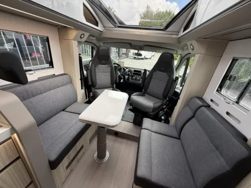 Adria Compact Supreme DL Face-to-face - Automatik Foto: 11