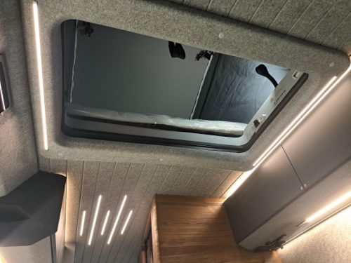 Adria Supertwin 700 SGX 4x4 Mercedes  photo: 11