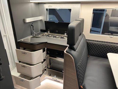 Adria Coral Supreme MB 670 SL Level airco alde  foto: 16