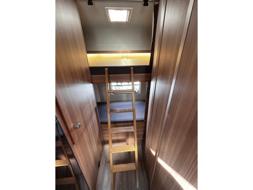 Weinsberg CaraHome 600 DKG Bunk bed/Overcab/6-seater photo: 9